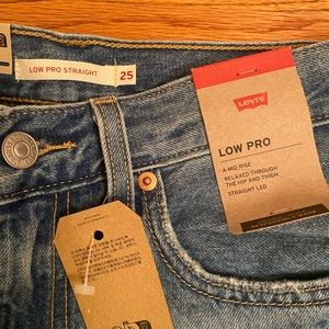 Levi jeans low pro straight leg